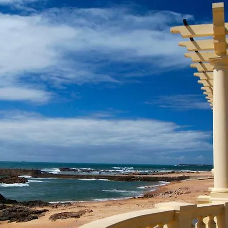 Gondarem Beach Flat *